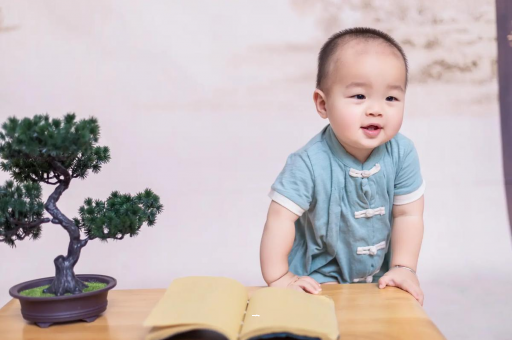 广州代怀试管生子宝宝脚长的速度